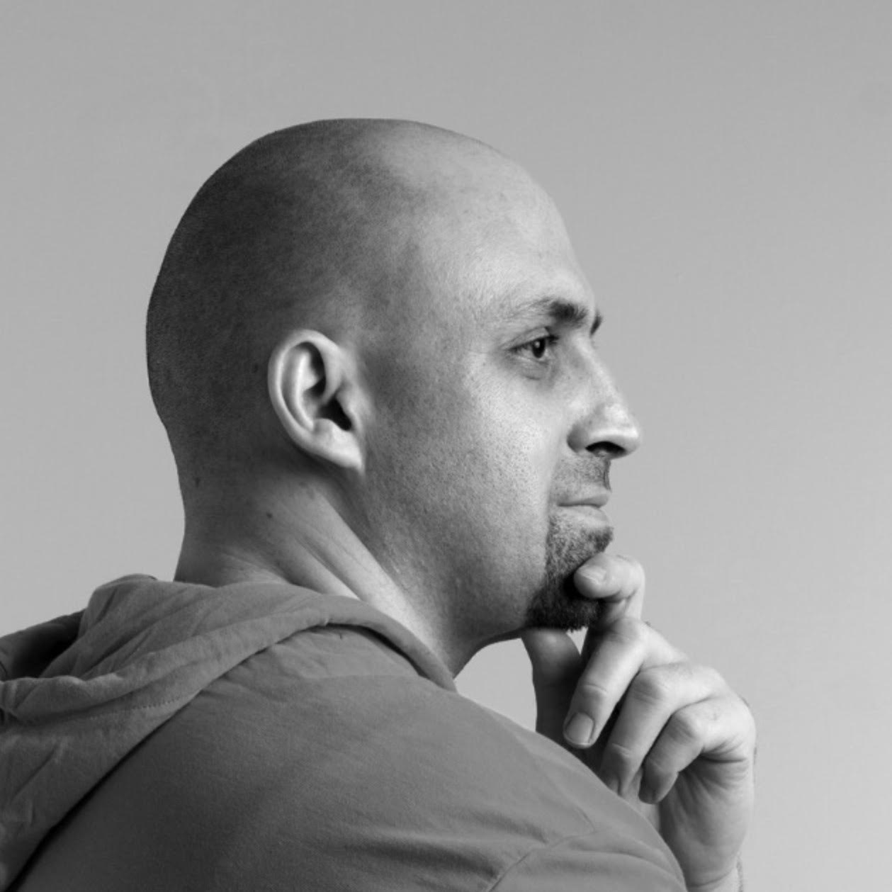 Hamzeh Alk - Director